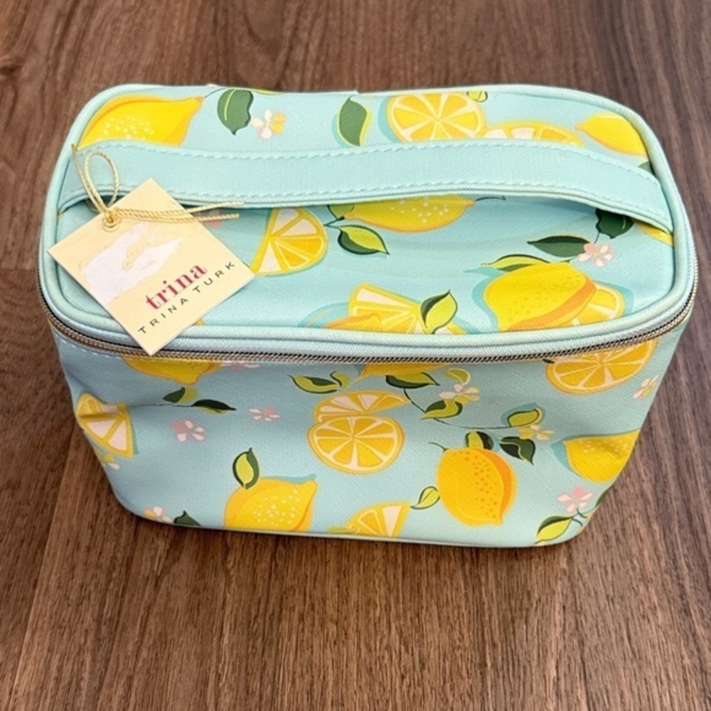NWT Trina Turk Citrus Delight lemon print Cosmetic Bag